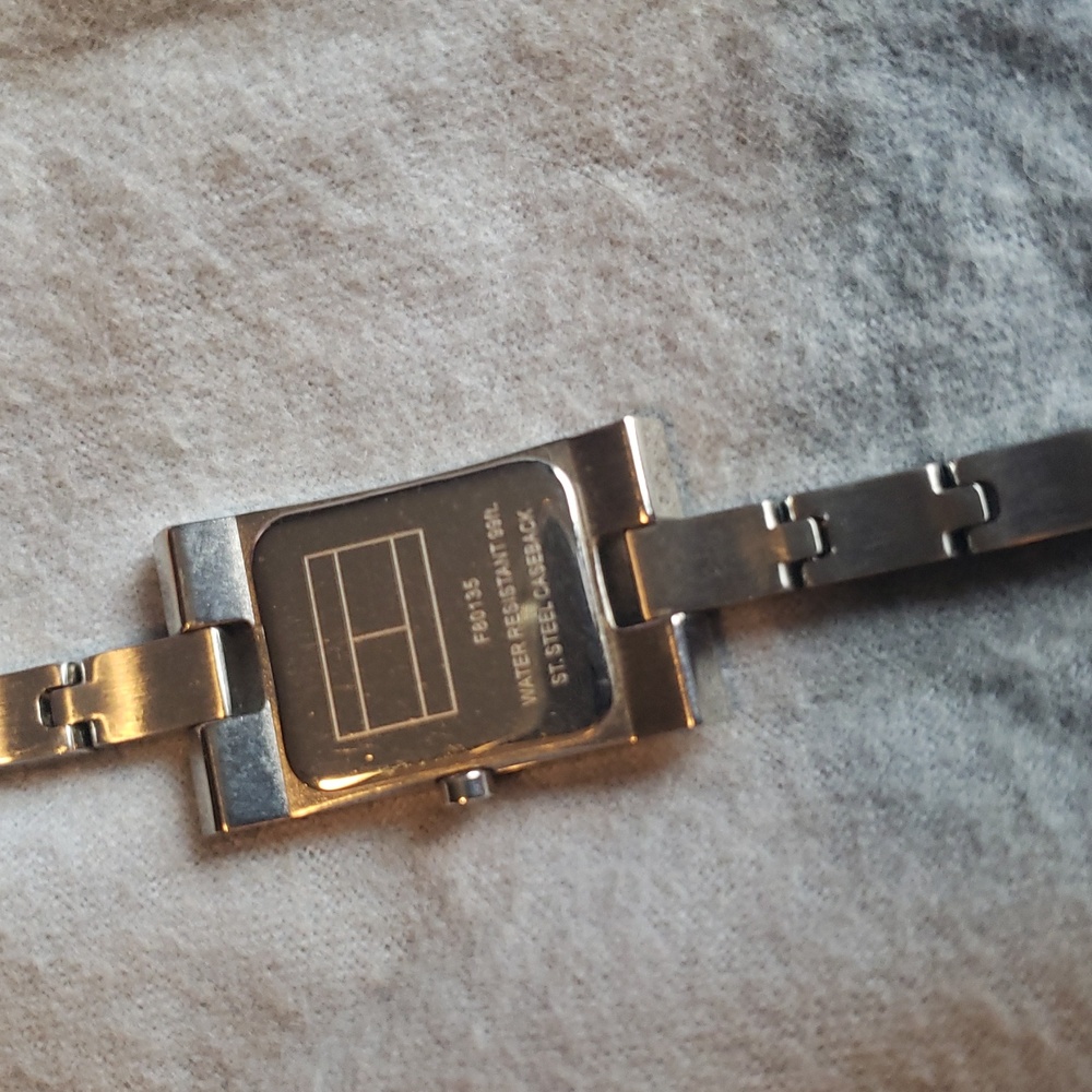 Silver Rectangular Face Watch Tommy Hilfiger - image 3